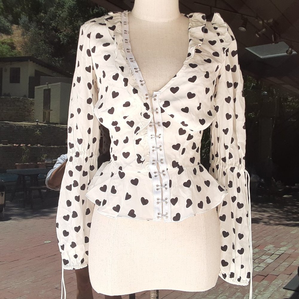 FOR LOVE & LEMONS SAMPLE “WILLOW” HEART PRINT LONG SLEEVE TOP SIZE S